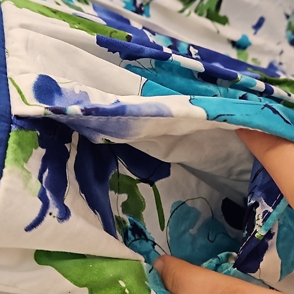 White And Blue Floral Sundress Size 9 - Picture 4 of 11